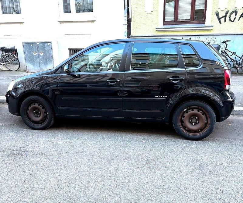 Second-hand VW Polo 60 CP (44 kW) 2008 Negru Hatchback