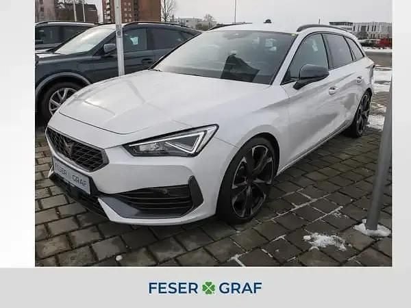 Weiss Gebraucht 2024 Cupra Leon VZ Kombi | 28.340 € (Guter Preis) - Bild 1/4