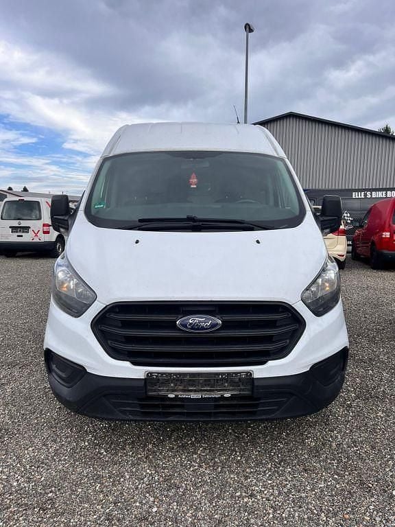 Weiß Gebraucht 2019 Ford Transit Custom Limousine | 8.400 € (Etwas zu teuer) - Bild 1/4