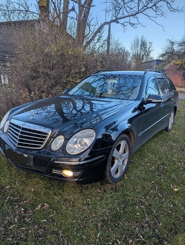 Gebraucht Mercedes E280 190 PS (139 kW) 2007 Schwarz Kombi