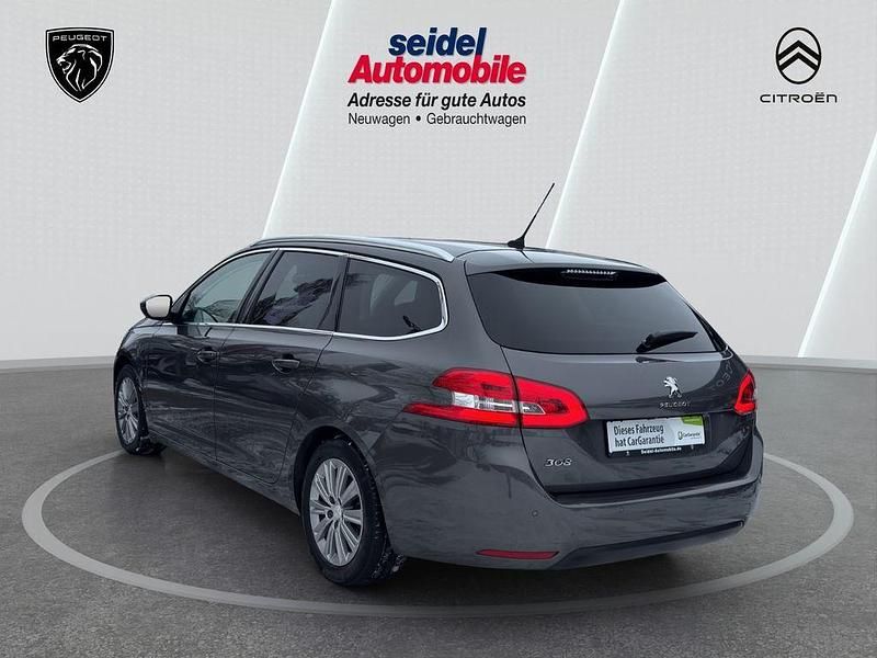 Gebraucht Peugeot 308 SW 131 PS (96 kW) 2020 Grau Kombi
