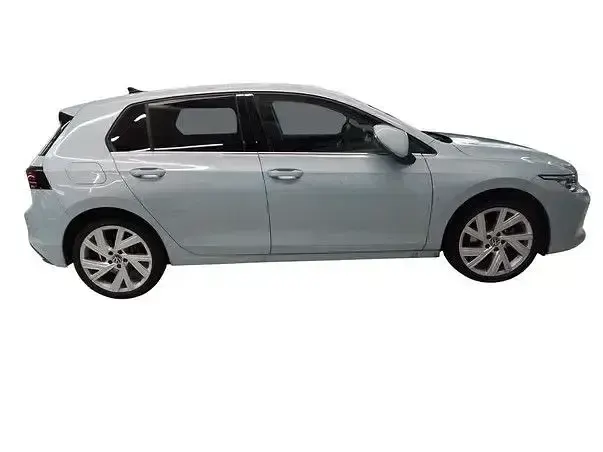 Gebraucht VW Golf VIII Style 150 PS (110 kW) 2025 Blau Limousine