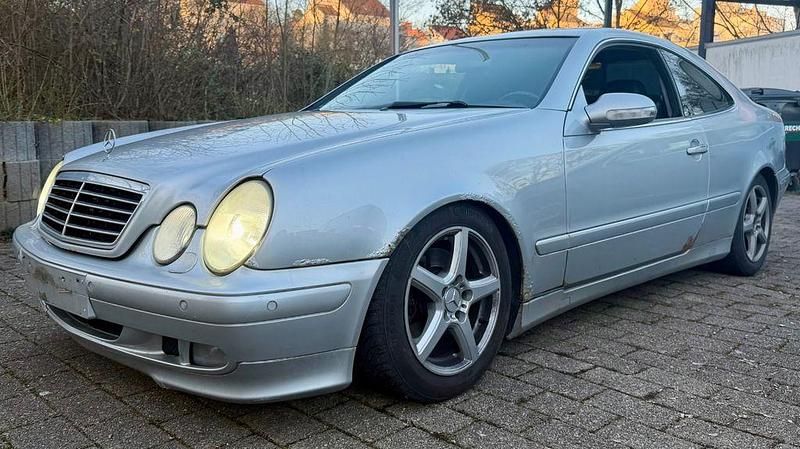 Gebraucht Mercedes CLK320 Elegance 218 PS (160 kW) 2000 Silber Coupé