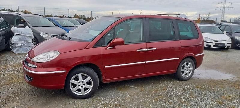 Gebraucht Peugeot 807 140 PS (102 kW) 2008 Rot Van / Kleinbus