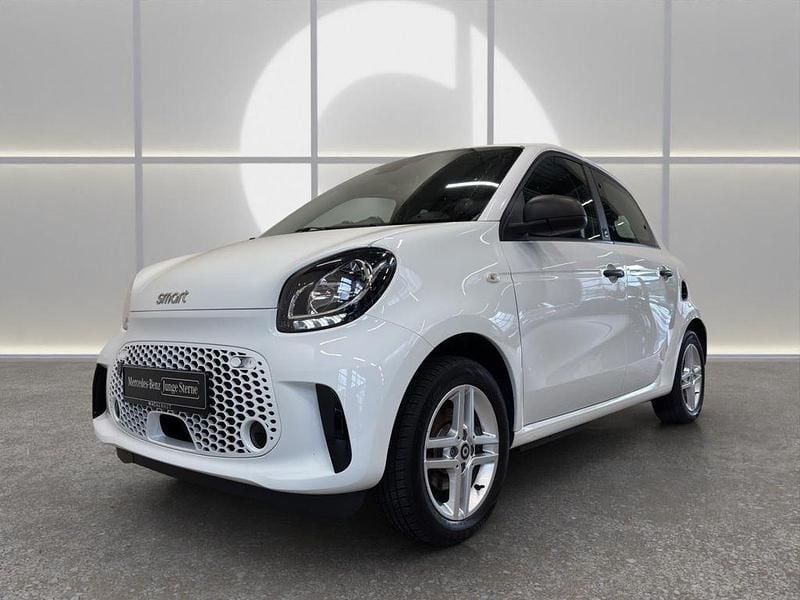 Weiß Gebraucht 2021 Smart ForFour Electric Drive Limousine | 8.930 € (Fairer Preis) - Bild 1/4