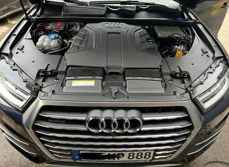 Second-hand Audi Q7 231 CP (169 kW) 2016 Albastru SUV