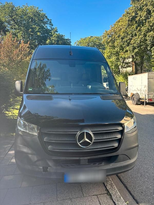 Schwarz Gebraucht 2019 Mercedes Sprinter Van | 18.000 € - Bild 1/4