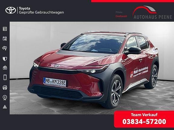 Emotional red Gebraucht 2023 Toyota bZ4X Basis SUV | 36.900 € (Teuer) - Bild 1/4