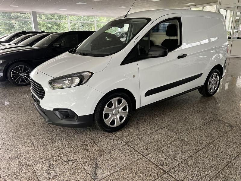 Gebraucht Ford Transit Trend 75 PS (55 kW) 2021 Frozen white Van