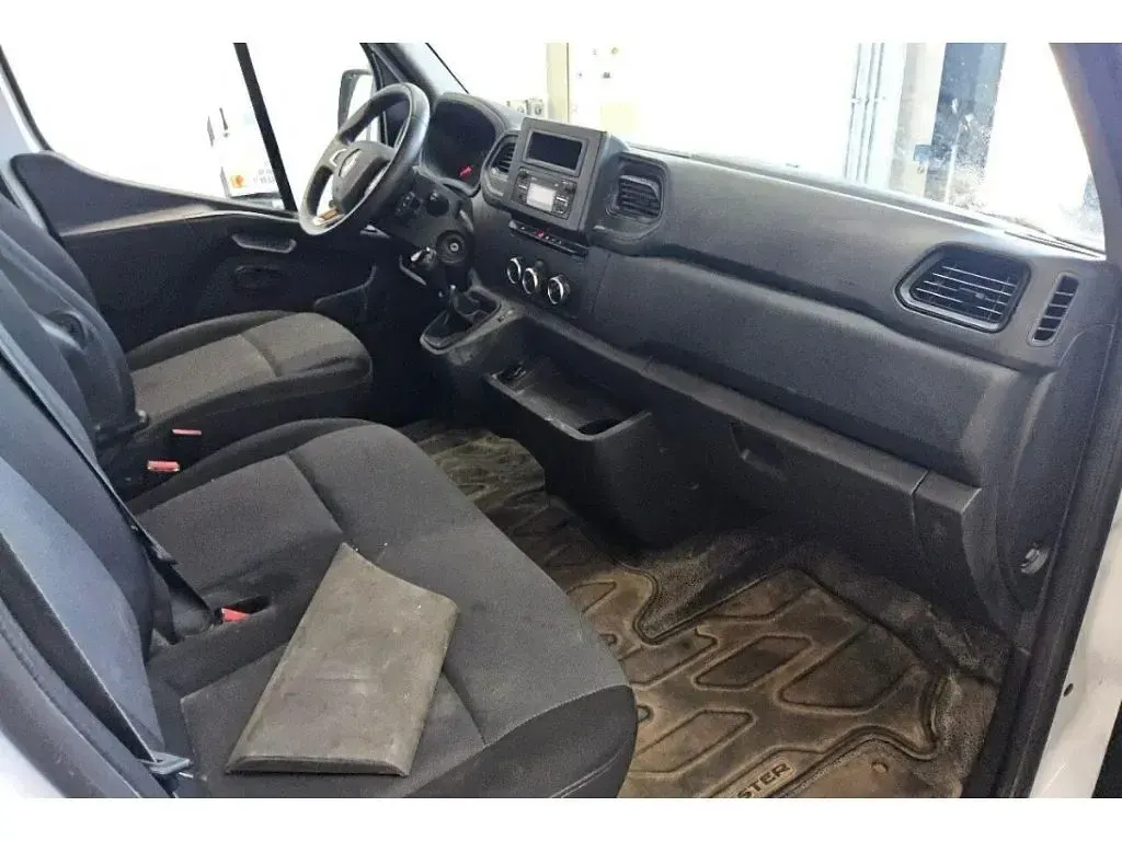 Gebraucht Renault Master 136 PS (100 kW) 2022 Mineral weiss Van / Kleinbus