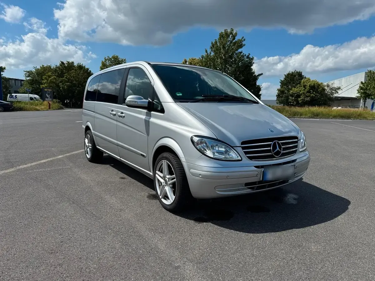 Gebraucht Mercedes Viano 150 PS (110 kW) 2006 Silber Van / Kleinbus