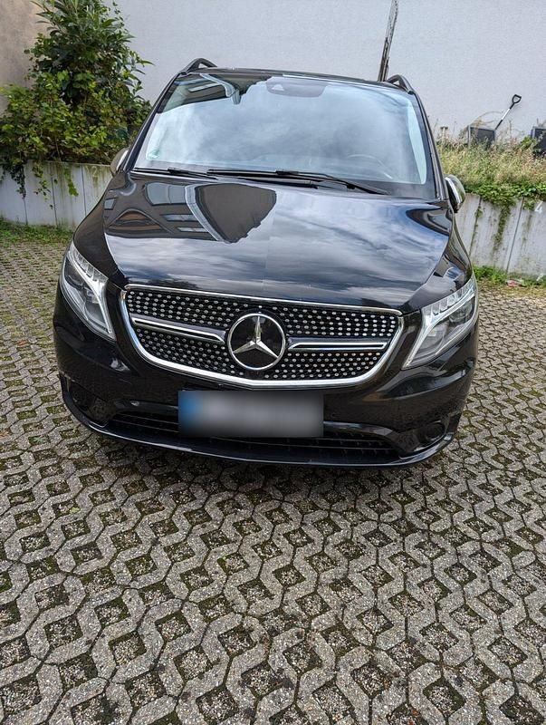 Gebraucht Mercedes Vito 190 PS (139 kW) 2018 Schwarz Van