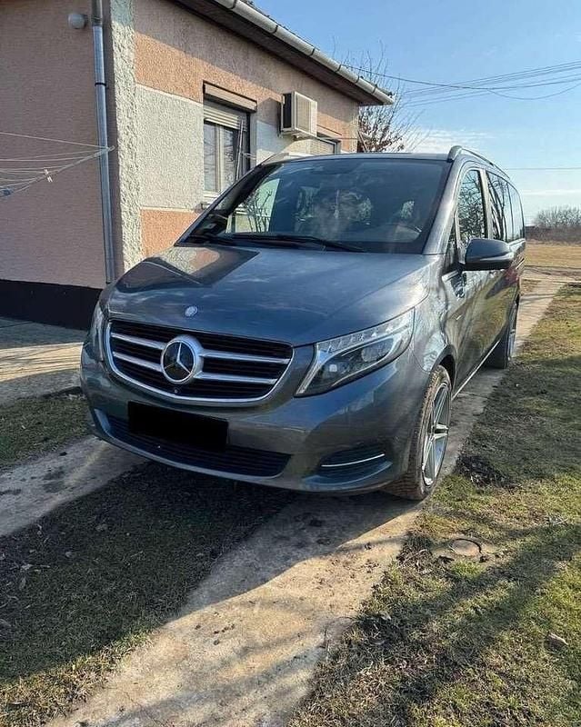 Gebraucht 2013 Mercedes V250 Avantgarde Van / Kleinbus | 20.000 € - Bild 1/4