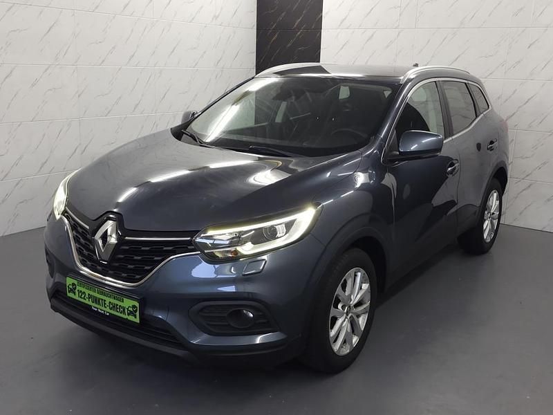 Grau Gebraucht 2019 Renault Kadjar Komfort SUV | 15.690 € (Guter Preis) - Bild 1/4