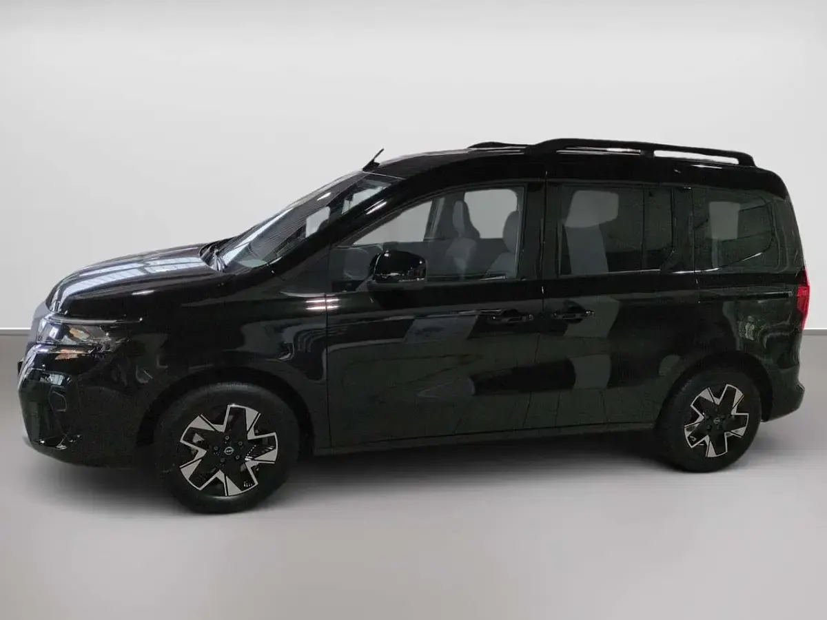 Neu Nissan Townstar Tekna 131 PS (96 kW) 2026 Schwarz Kombi