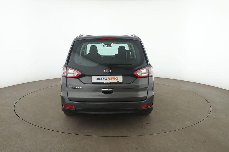Gebraucht Ford Galaxy Titanium 190 PS (139 kW) 2019 Grau Van / Kleinbus