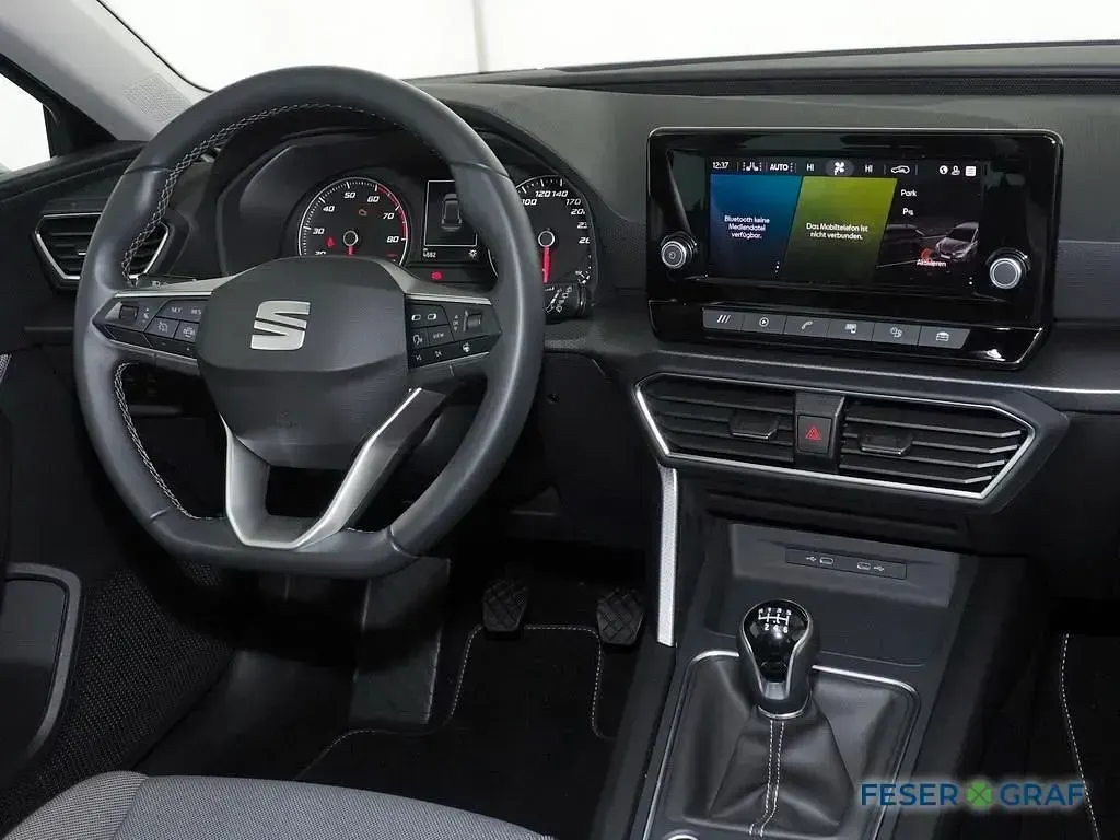 Gebraucht Seat Leon Style 110 PS (80 kW) 2024 Midnight schwarz metallic Limousine