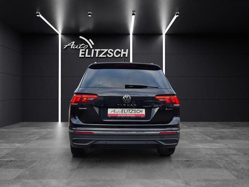 Gebraucht VW Tiguan Allspace Life 190 PS (139 kW) 2023 Schwarz SUV