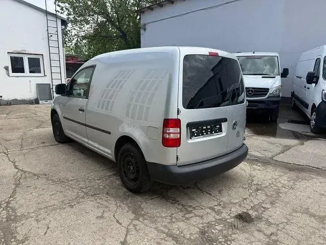 Gebraucht VW Caddy 75 PS (55 kW) 2012 Silber Van / Kleinbus