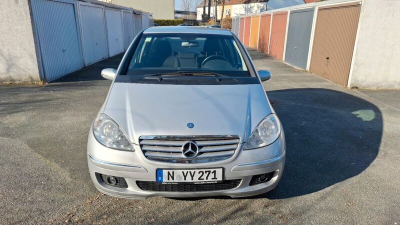 Silber Gebraucht 2007 Mercedes A170 Elegance Van / Kleinbus | 2.200 € (Fairer Preis) - Bild 1/4