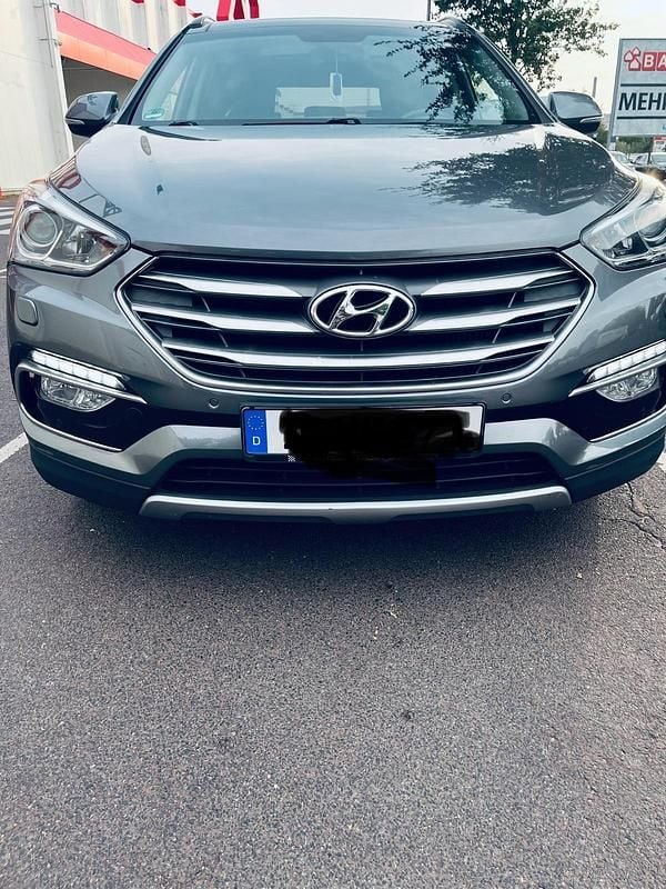 Gebraucht Hyundai Santa Fe 200 PS (147 kW) 2016 Grau SUV