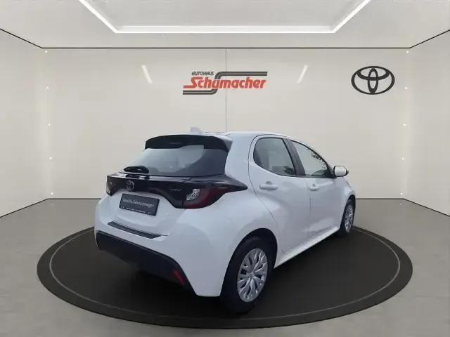 Gebraucht Toyota Yaris Edition 116 PS (85 kW) 2024 Weiß Kleinwagen