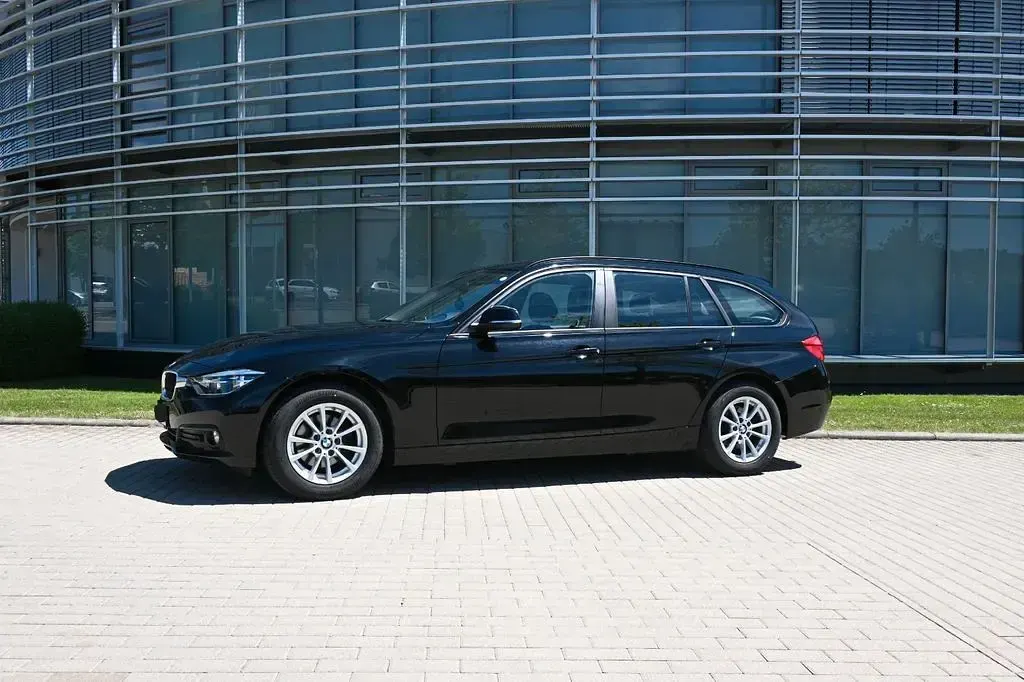 Gebraucht BMW 316 116 PS (85 kW) 2018 Schwarz Kombi