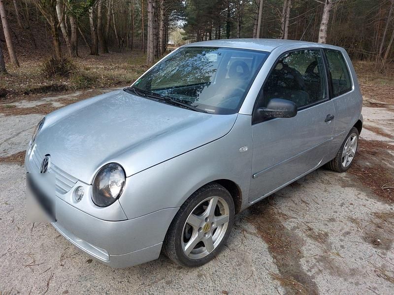 Gebraucht VW Lupo 54 PS (39 kW) 2004 Silber Kleinwagen
