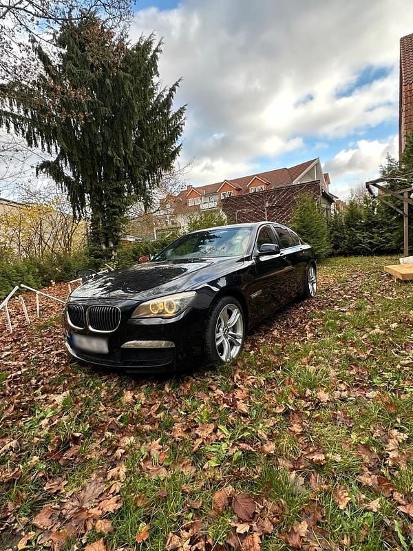 Usata BMW 740 306 CV (225 kW) 2009 Nero Berlina