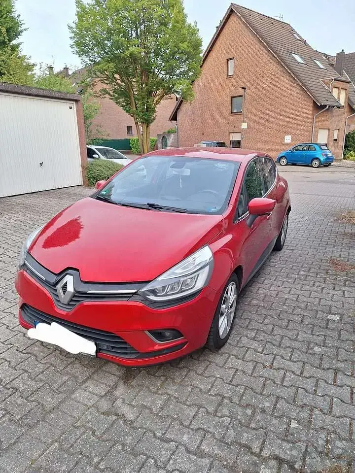 Gebraucht Renault Clio Intens 90 PS (66 kW) 2018 Rot Kleinwagen