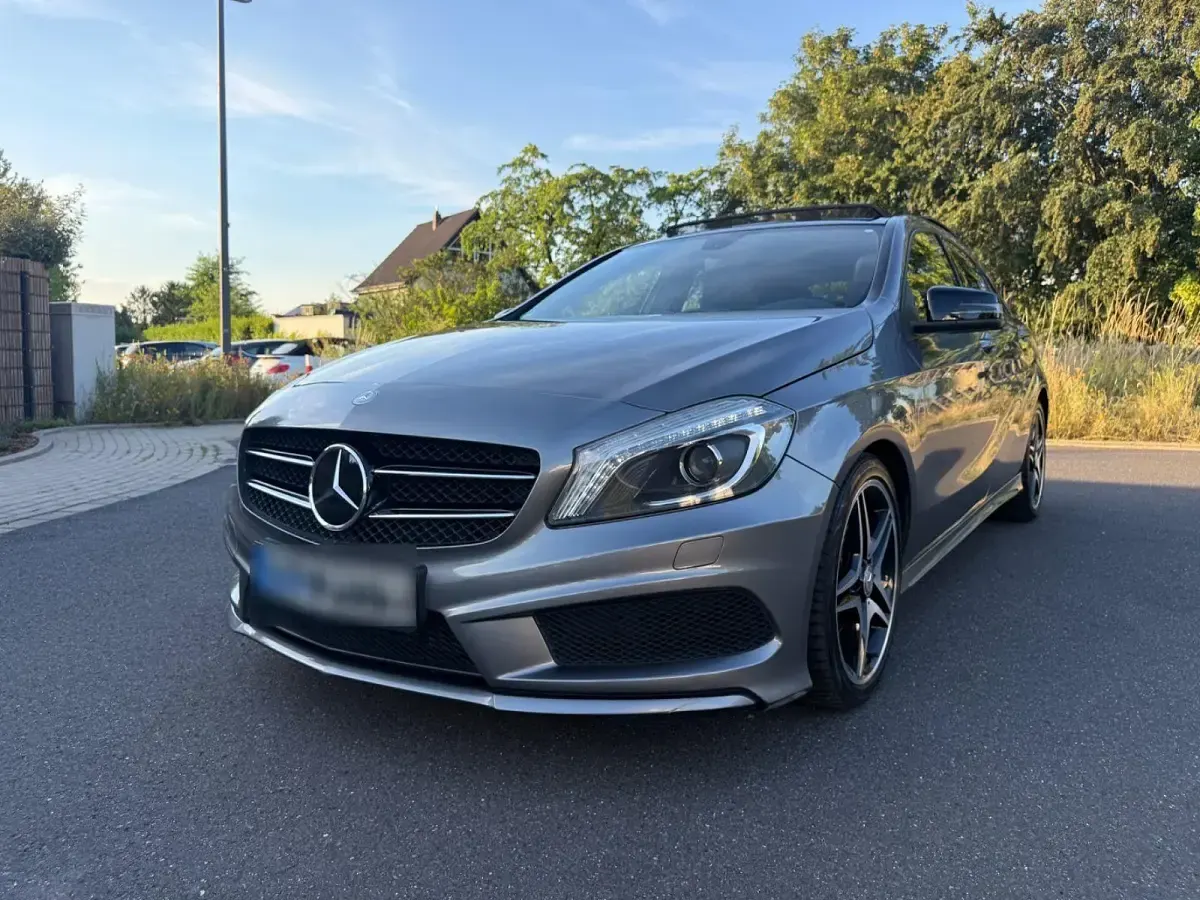 Gebraucht Mercedes A200 AMG 156 PS (114 kW) 2012 Grau Kleinwagen