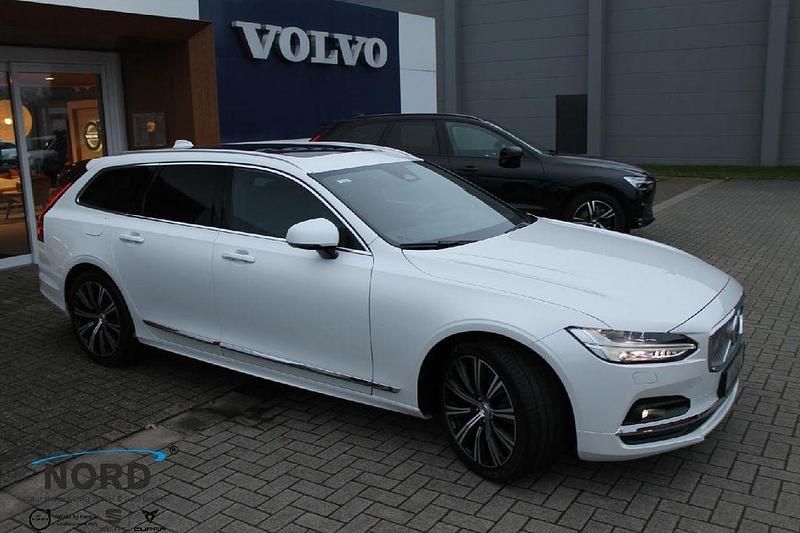 Gebraucht Volvo V90 Plus 197 PS (144 kW) 2023 Weiß Kombi