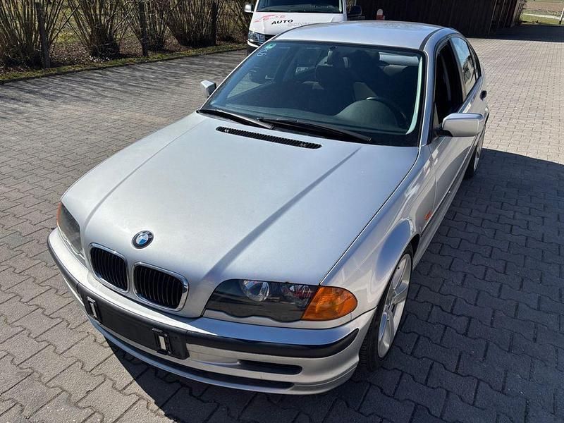 Gebraucht BMW 318 Performance 118 PS (86 kW) 2001 Silber Limousine