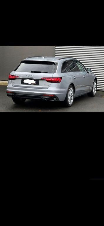 Gebraucht Audi A4 Advanced 190 PS (139 kW) 2020 Schwarz Kombi