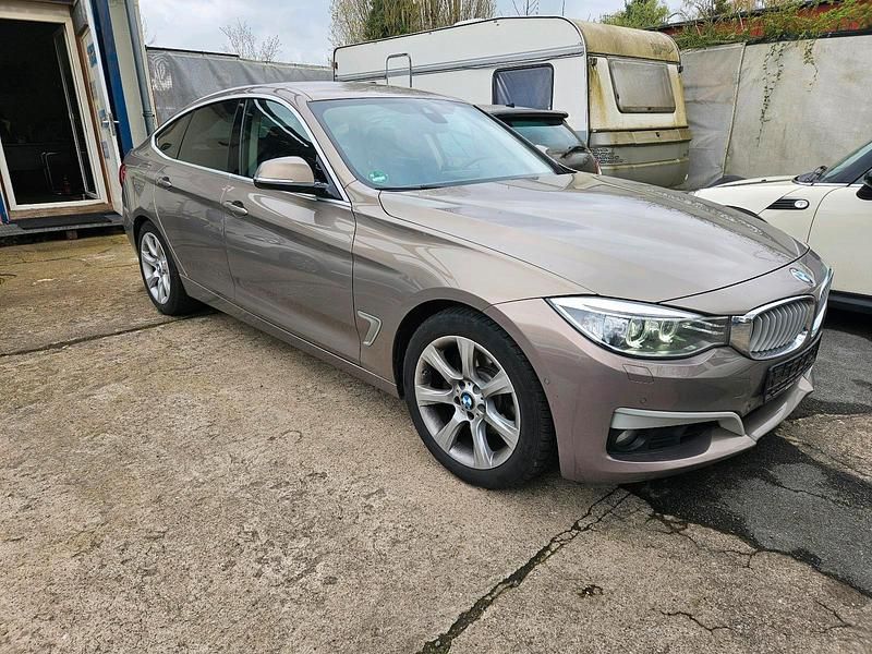 Second-hand BMW 325 218 CP (160 kW) 2013 Gri Berlinǎ