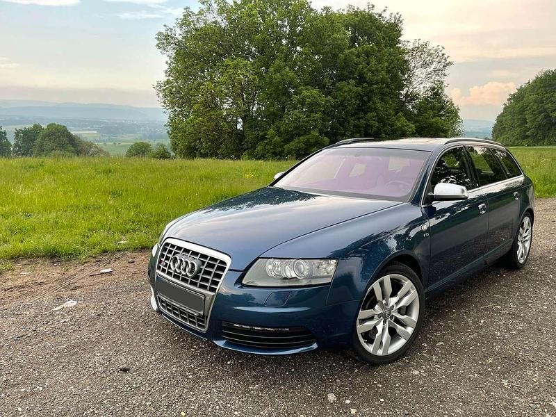 Gebraucht Audi S6 Comfort 435 PS (319 kW) 2006 Blau Kombi