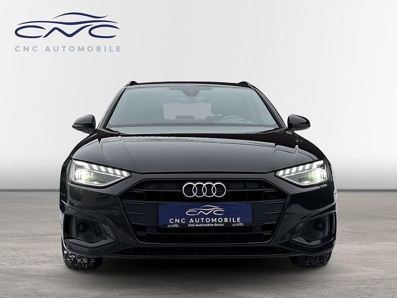 Gebraucht Audi A4 Advanced 163 PS (119 kW) 2020 Schwarz Kombi