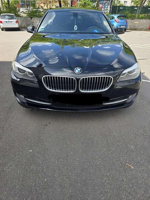 Second-hand BMW 525 218 CP (160 kW) 2013 Berlinǎ