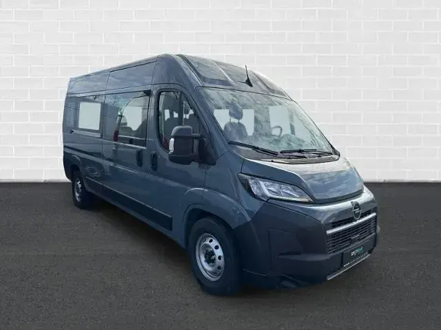 Neu Opel Movano 140 PS (102 kW) 2025 Grau Van