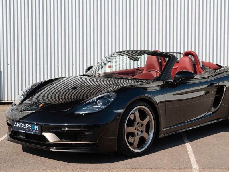 Schwarz Gebraucht 2021 Porsche Boxster Sport Cabrio | 97.790 € (Fairer Preis) - Bild 1/4