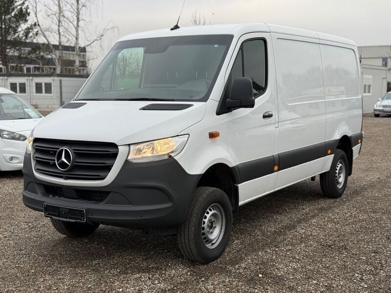 Weiß Gebraucht 2020 Mercedes Sprinter Van | 39.999 € - Bild 1/4