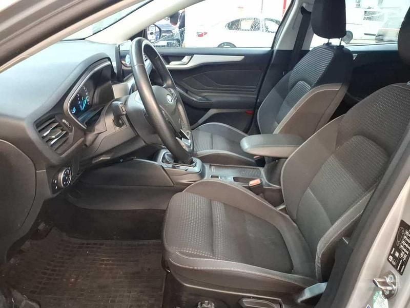 Gebraucht Ford Focus Cool & Connect 100 PS (73 kW) 2021 Polarsilber metallic Kombi