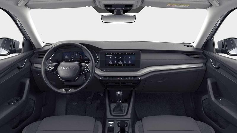 Neu Skoda Octavia Essence 116 PS (85 kW) 2026 Smokey diamond silber .../silb Kombi