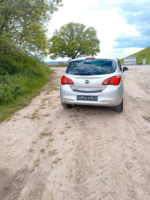 Używany Opel Corsa Active 90 KM (66 kW) 2017 Srebrny Hatchback