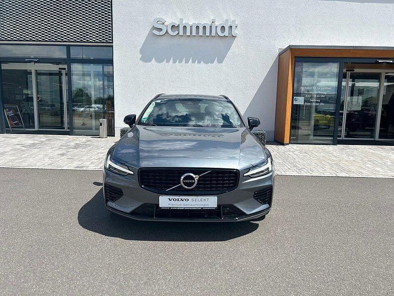 Grau Gebraucht 2021 Volvo V60 R-Design Kombi | 32.990 € (Fairer Preis) - Bild 1/4