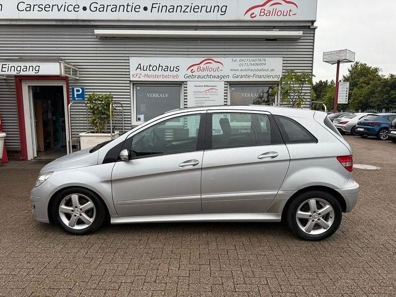 Silber Gebraucht 2006 Mercedes B200 Van / Kleinbus | 2.450 € (Superpreis) - Bild 1/4