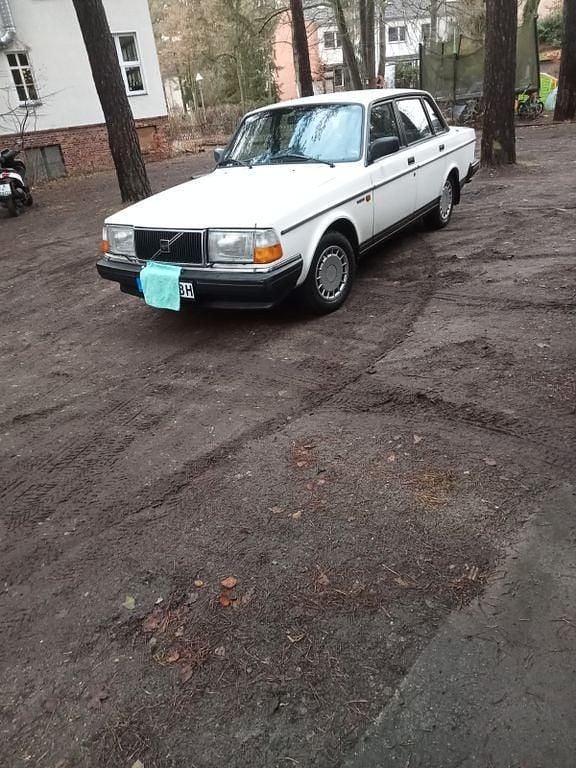 Gebraucht Volvo 244 116 PS (85 kW) 1989 Weiß Limousine