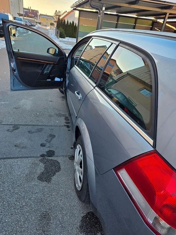 Gebraucht Opel Vectra Cosmo 155 PS (114 kW) 2004 Silber Kombi