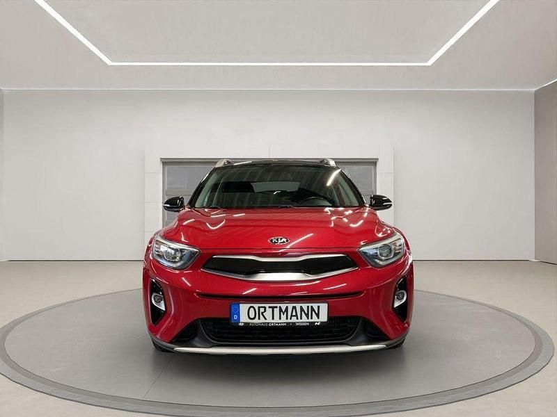 Gebraucht Kia Stonic Vision 120 PS (88 kW) 2019 Signalrot met./schwarz SUV