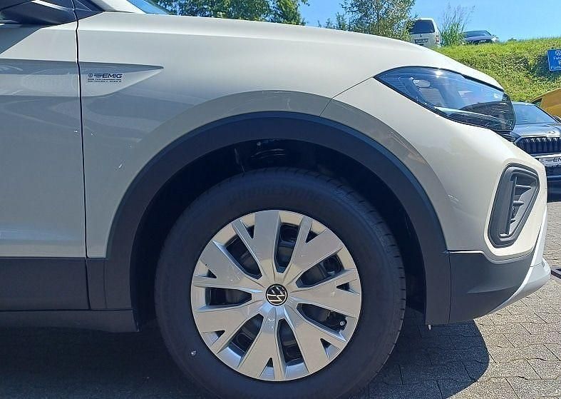 Neu VW T-Cross Basis 95 PS (69 kW) 2025 Grau SUV